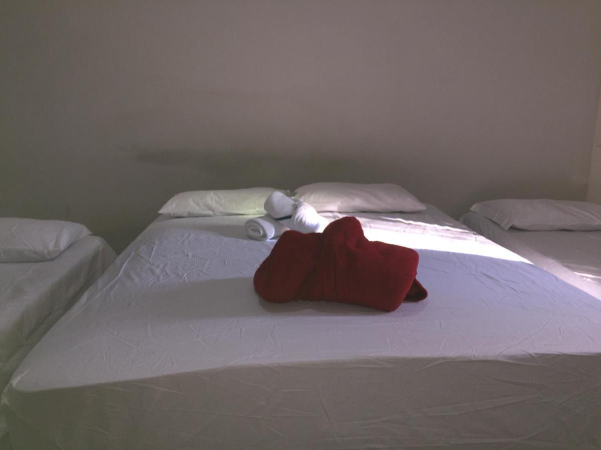Hostel Assis Divinópolis Esterno foto